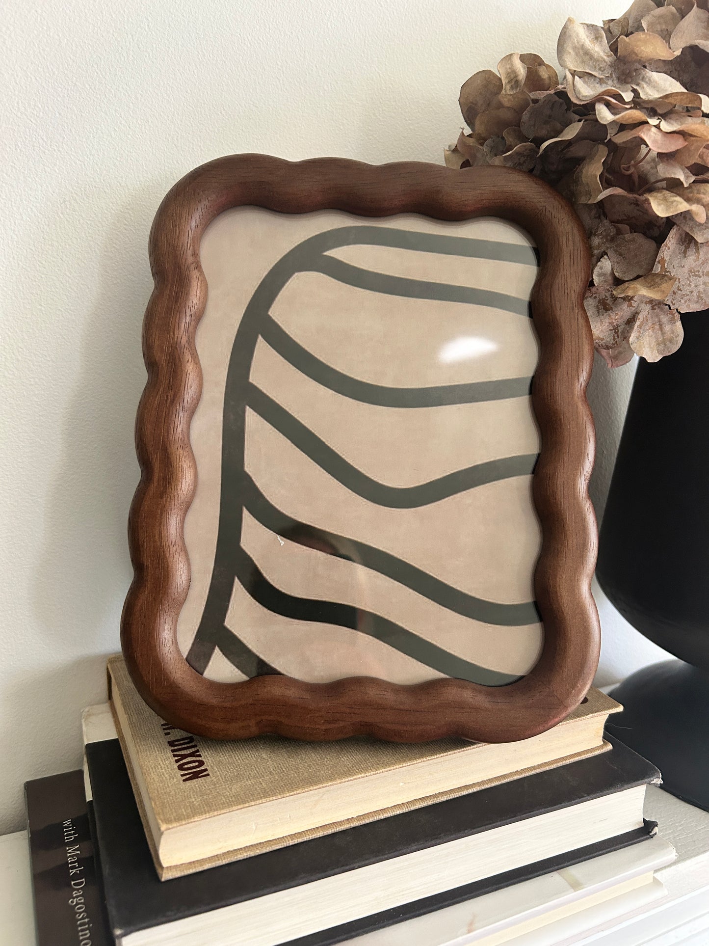 Rubberwood 6 x 8" Scallop Frame