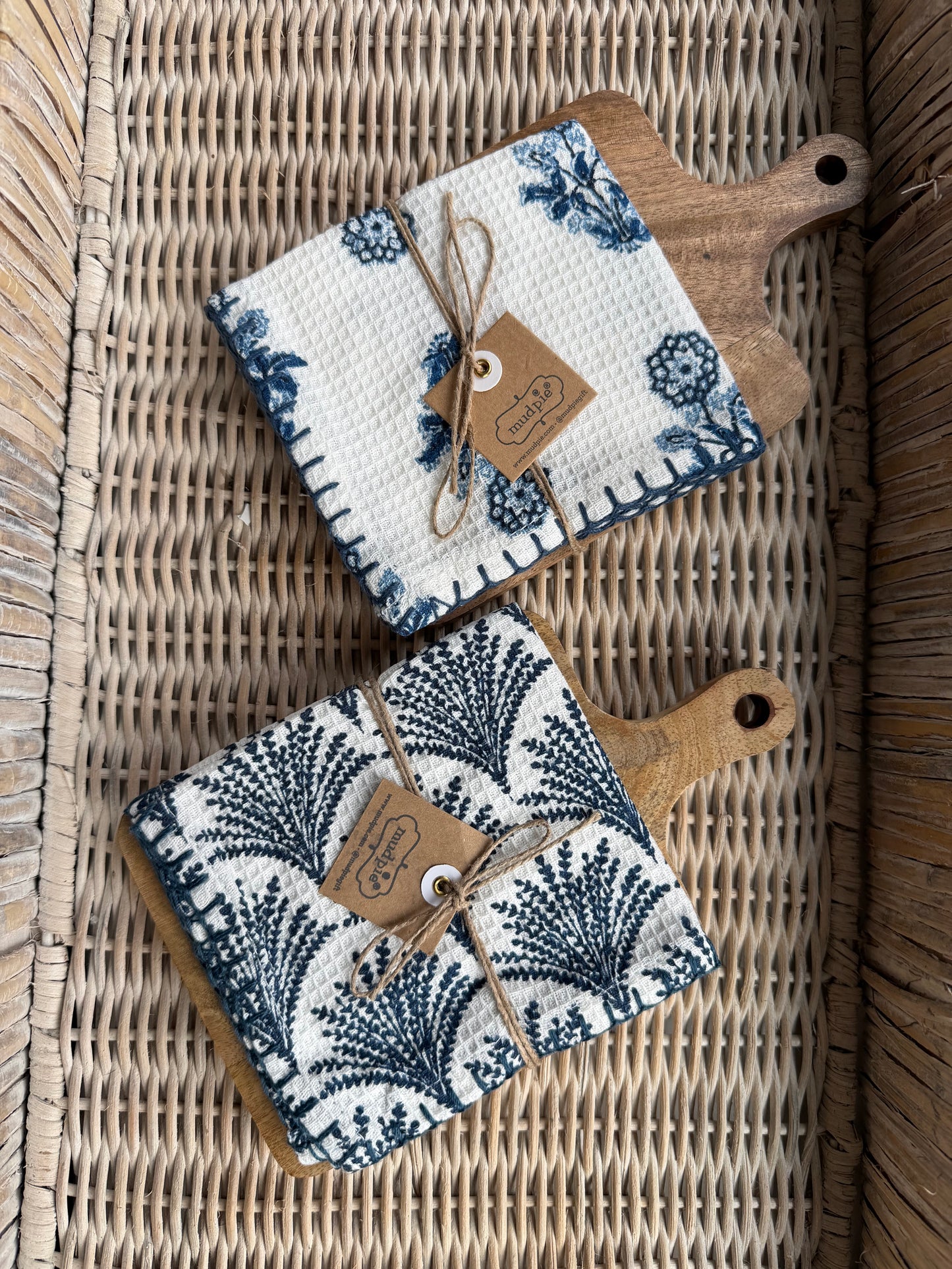 Mini Board & Dish Cloth Hostess Set- Assorted Styles
