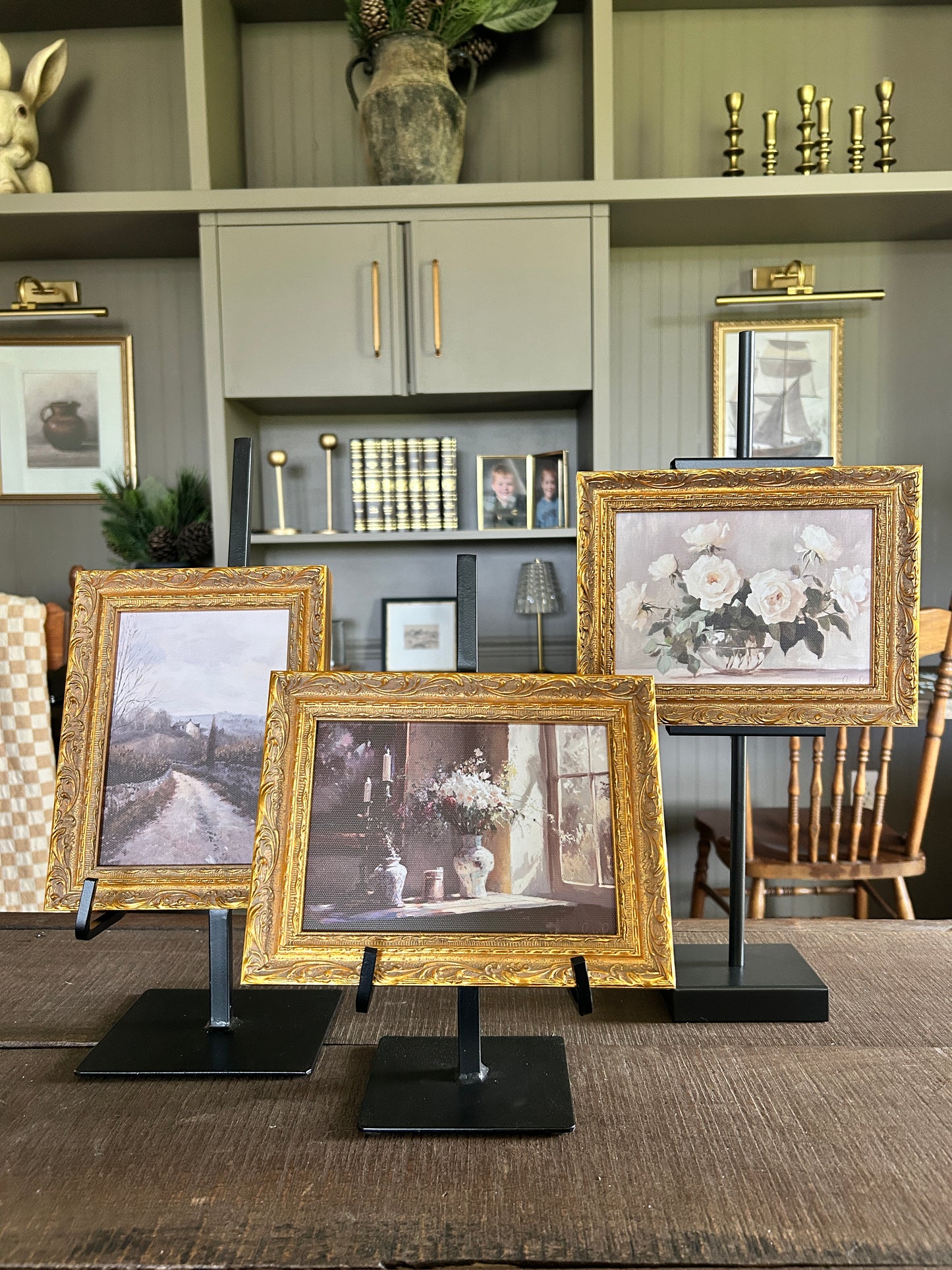 Black Tabletop Easel