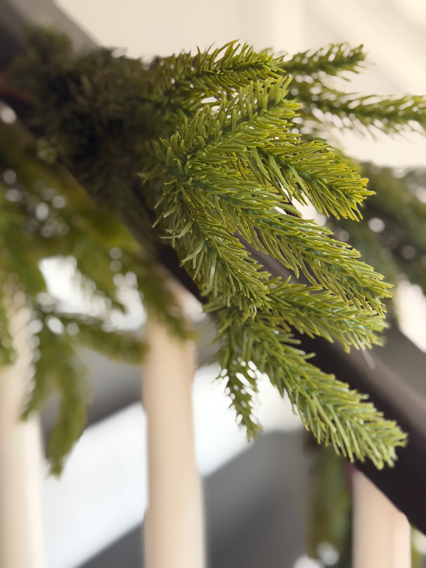 Real Touch Spruce Garland- 10'