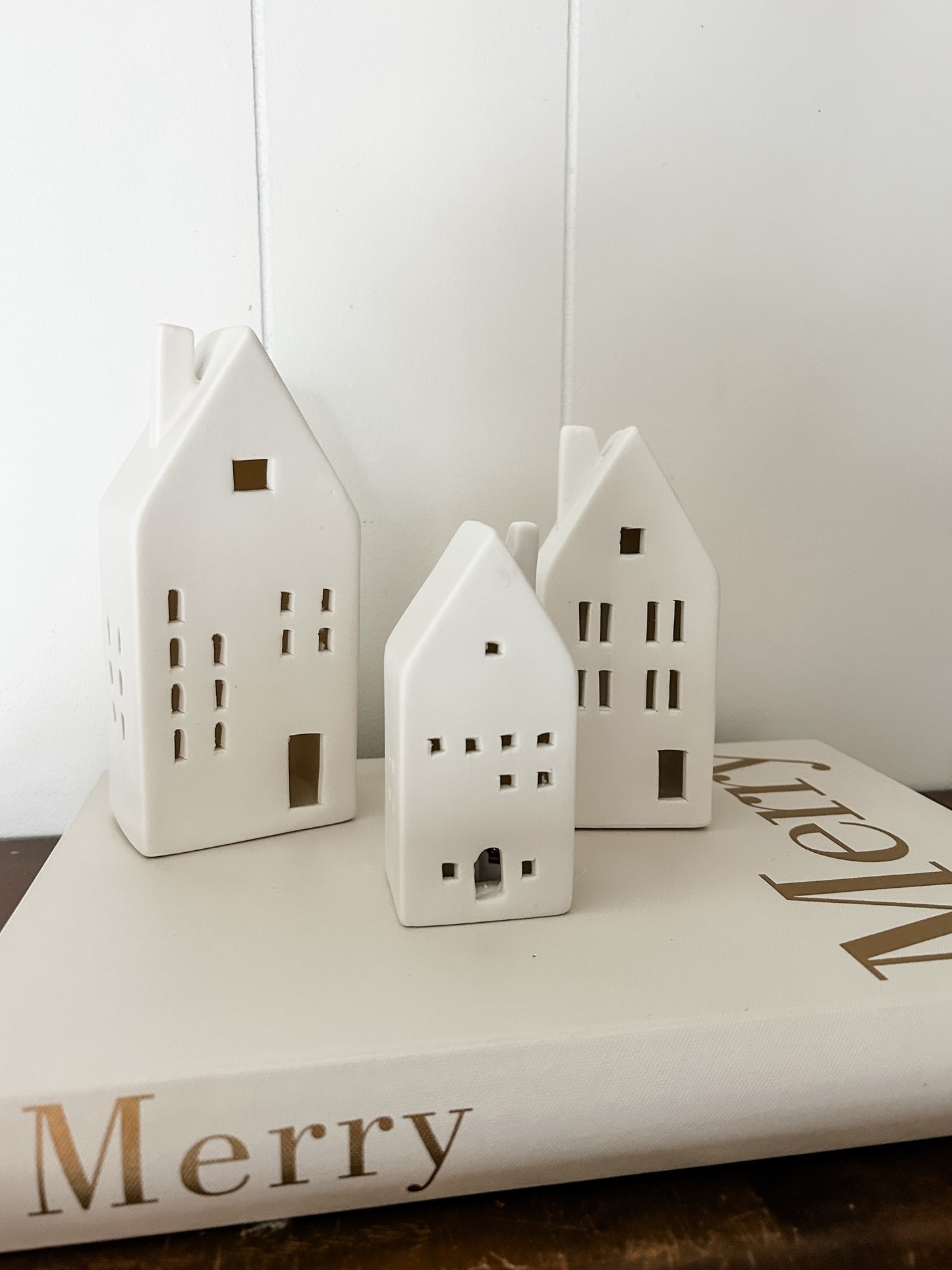 Light Up Holiday House Set of 3- StyleB