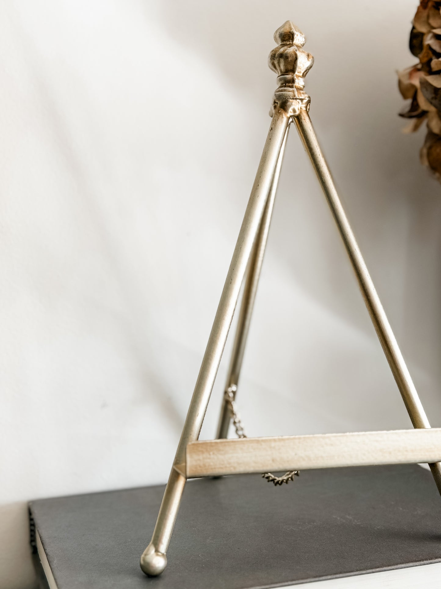 Antiqued Pewter Gold Easel