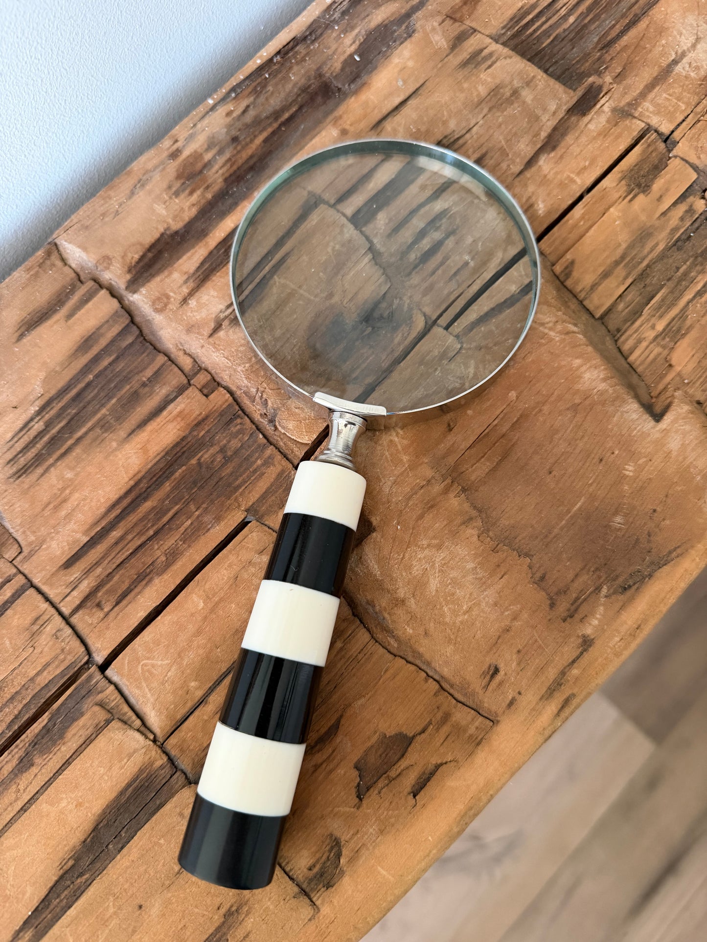 Black & White Striped Tile Magnifying Glass