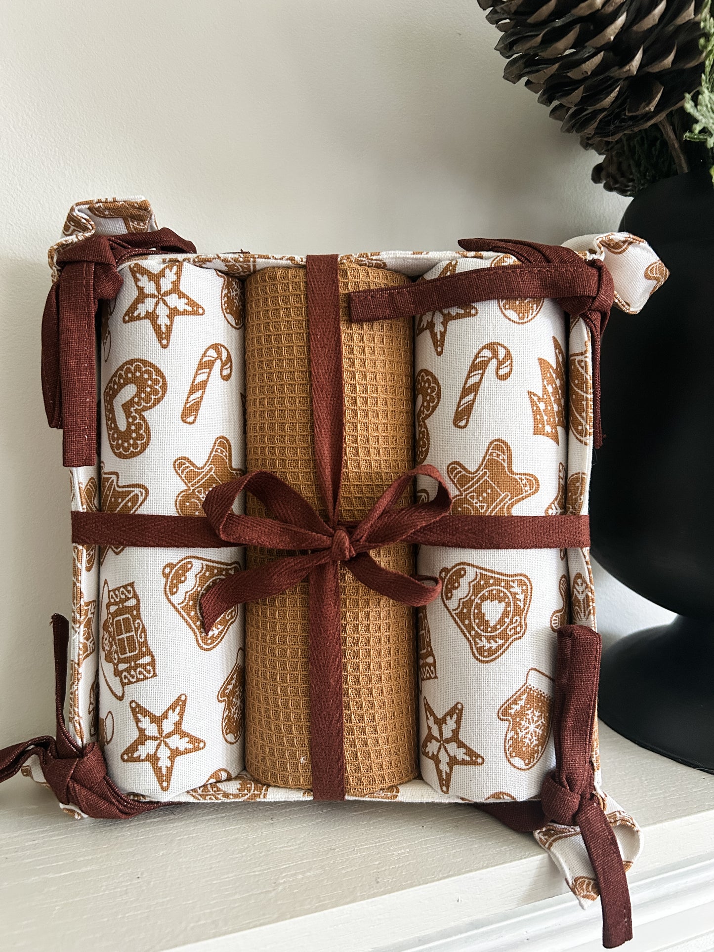 Gingerbread Tea Towel Hostess Set