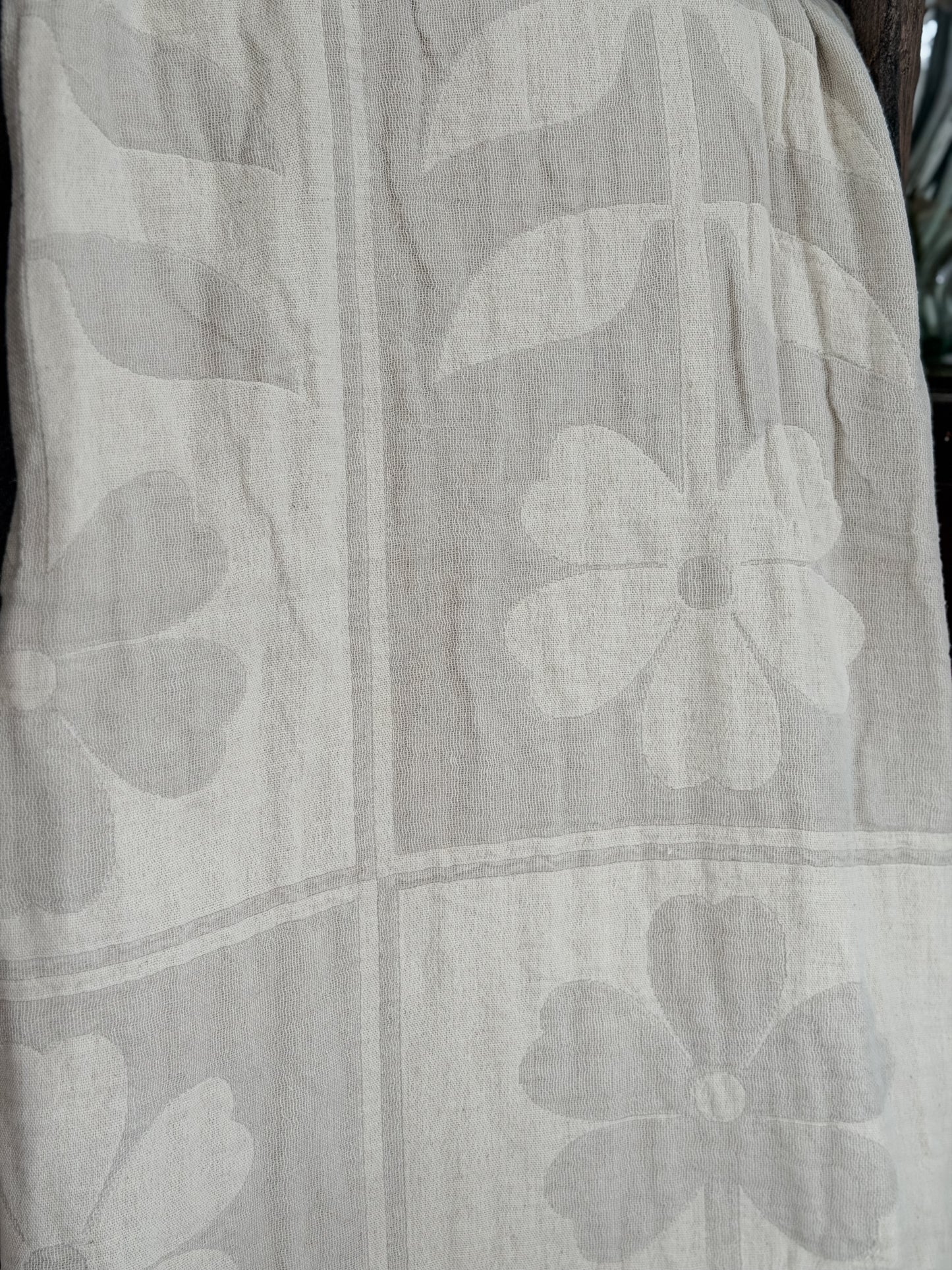 Light Grey & Cream Daisy Days Throw Blanket