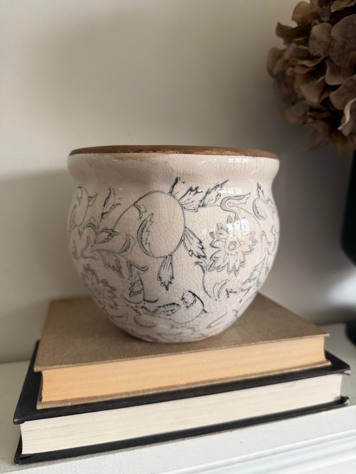 Charcoal Heirloom Pot