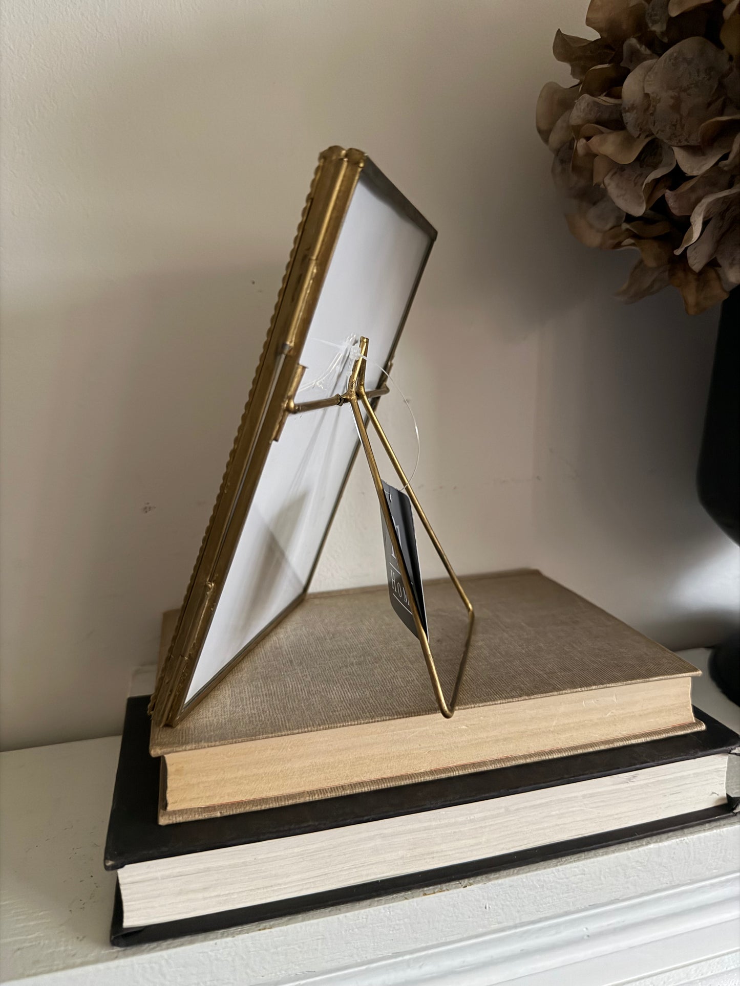 Simple 4 x 6 Brass Photo Frame
