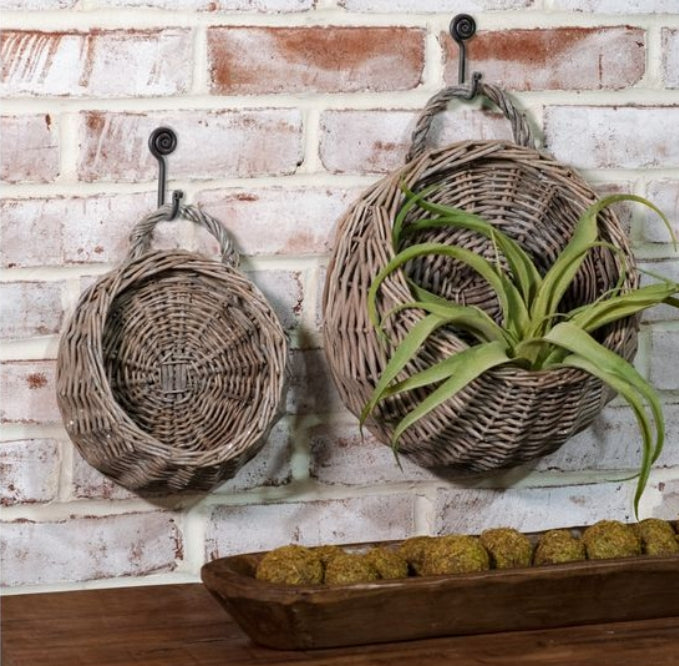 Round Willow Pocket Basket Set of 2