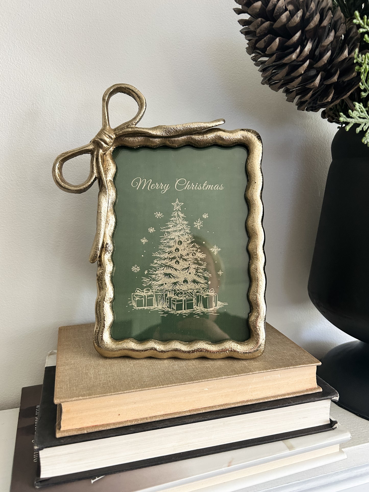 Gold Ribbon 4 x 6 Frame