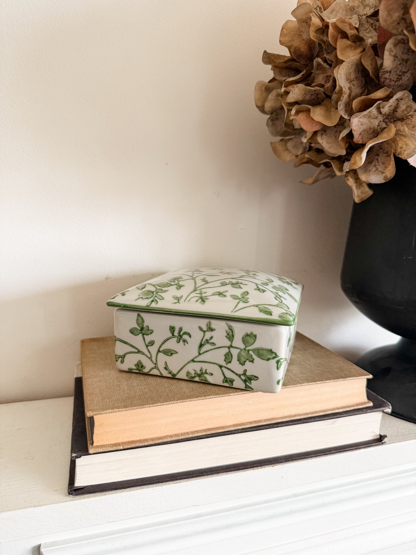 Green Heirloom Ceramic Trinket Box
