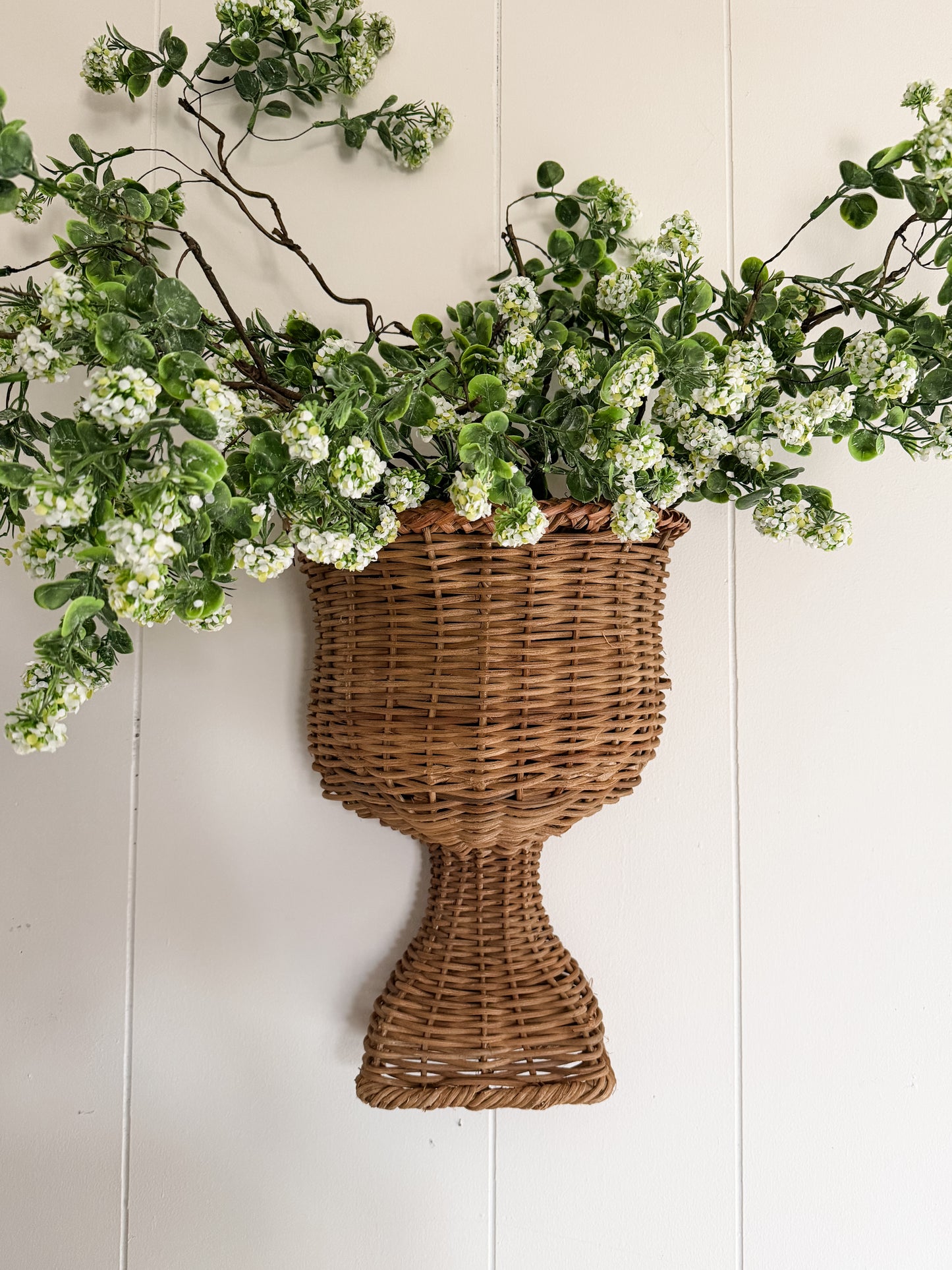 White Textured Ball Branch Garland Stem