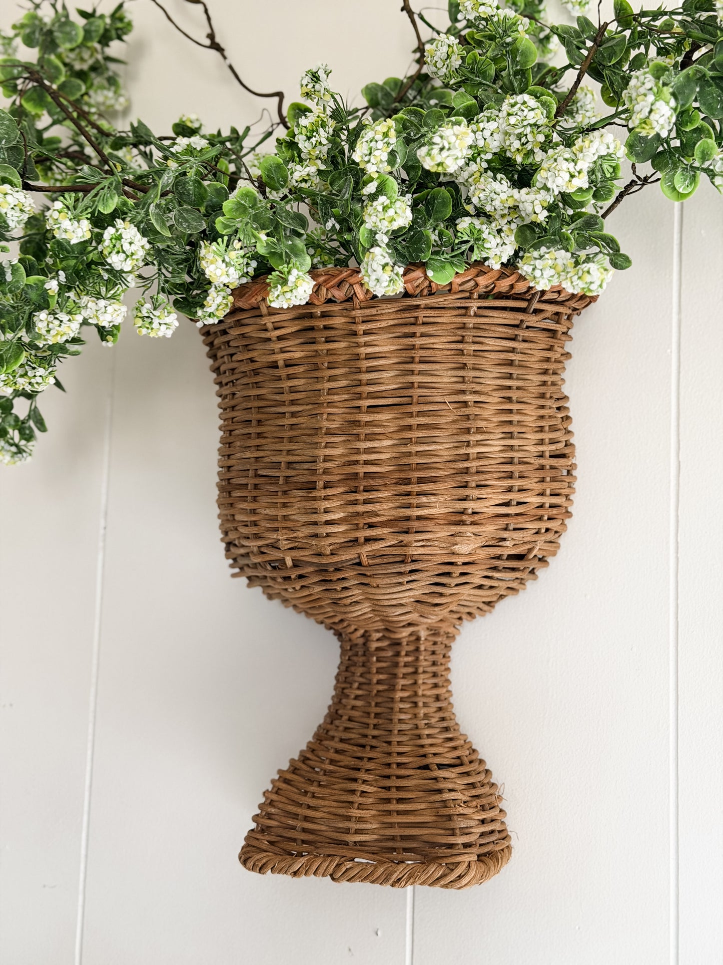 White Textured Ball Branch Garland Stem