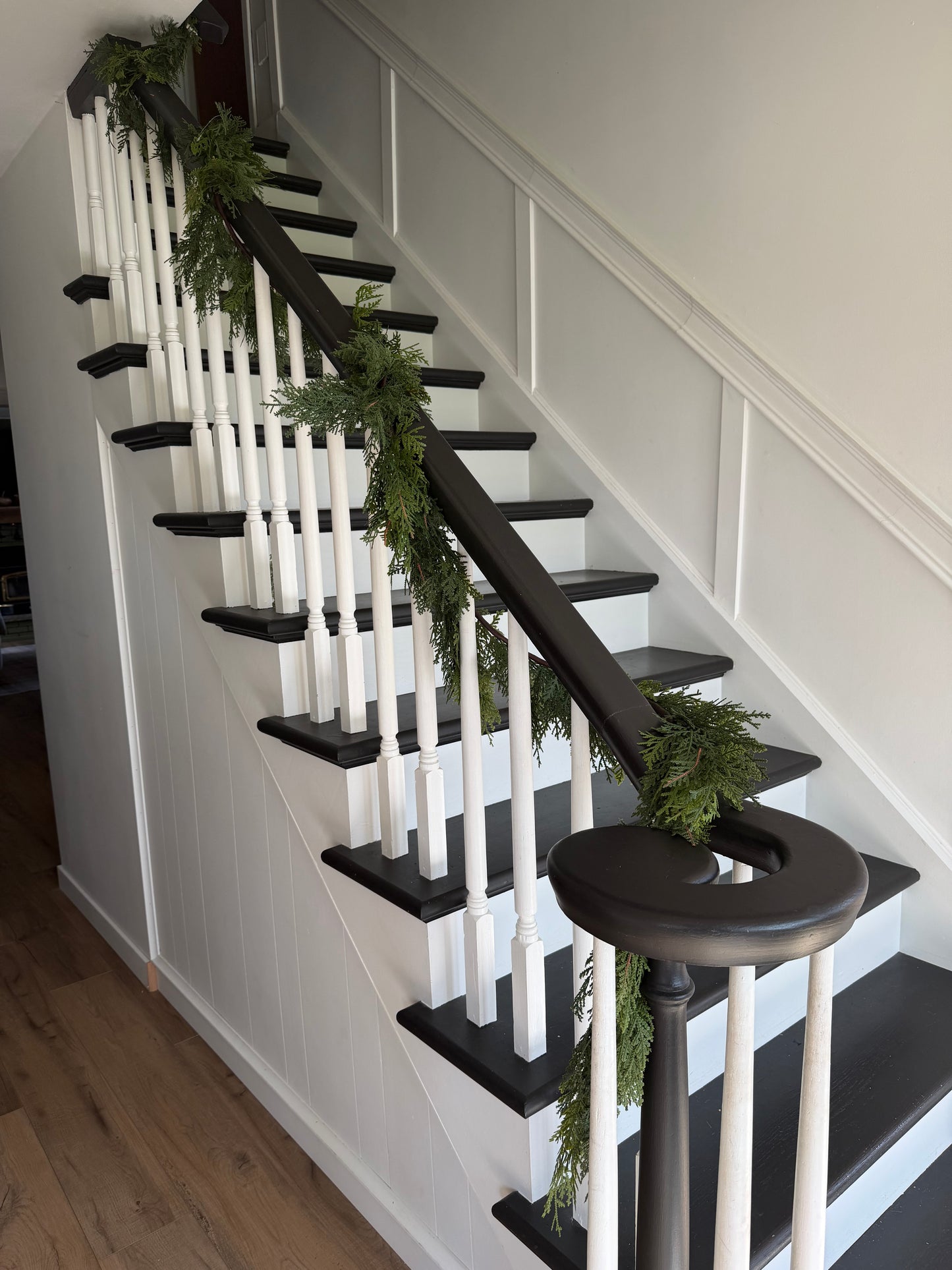 Real Touch Northern White Cedar Garland- 120"