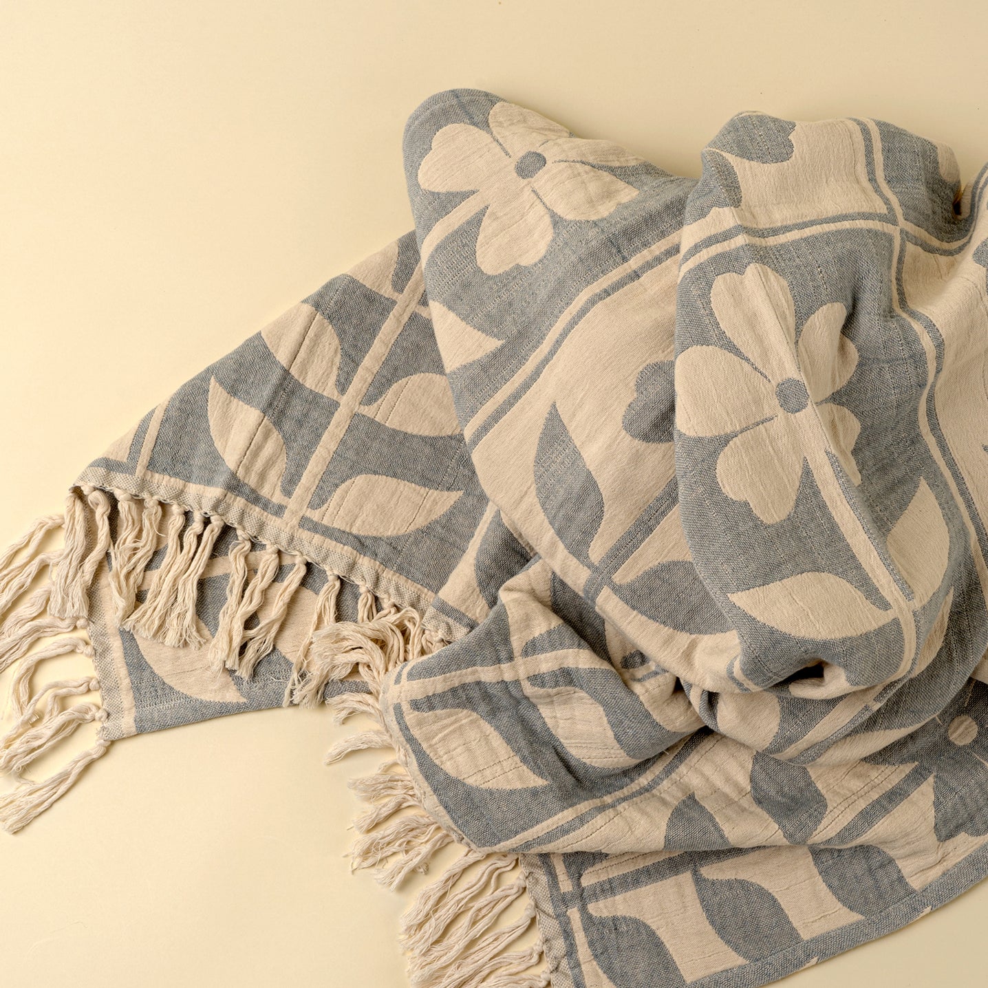 Blue Daisy Days Throw Blanket