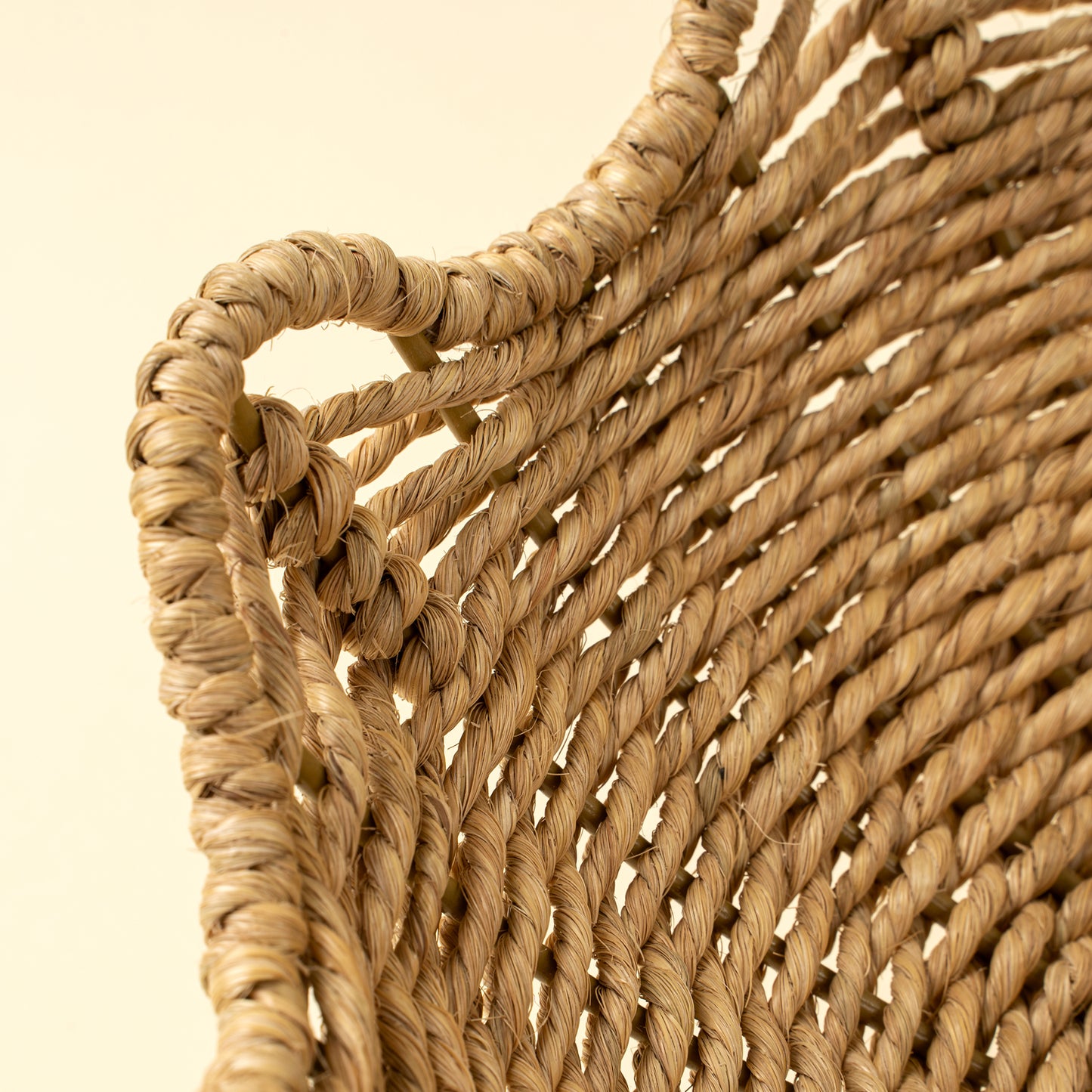 Maya Scalloped Fruit Basket