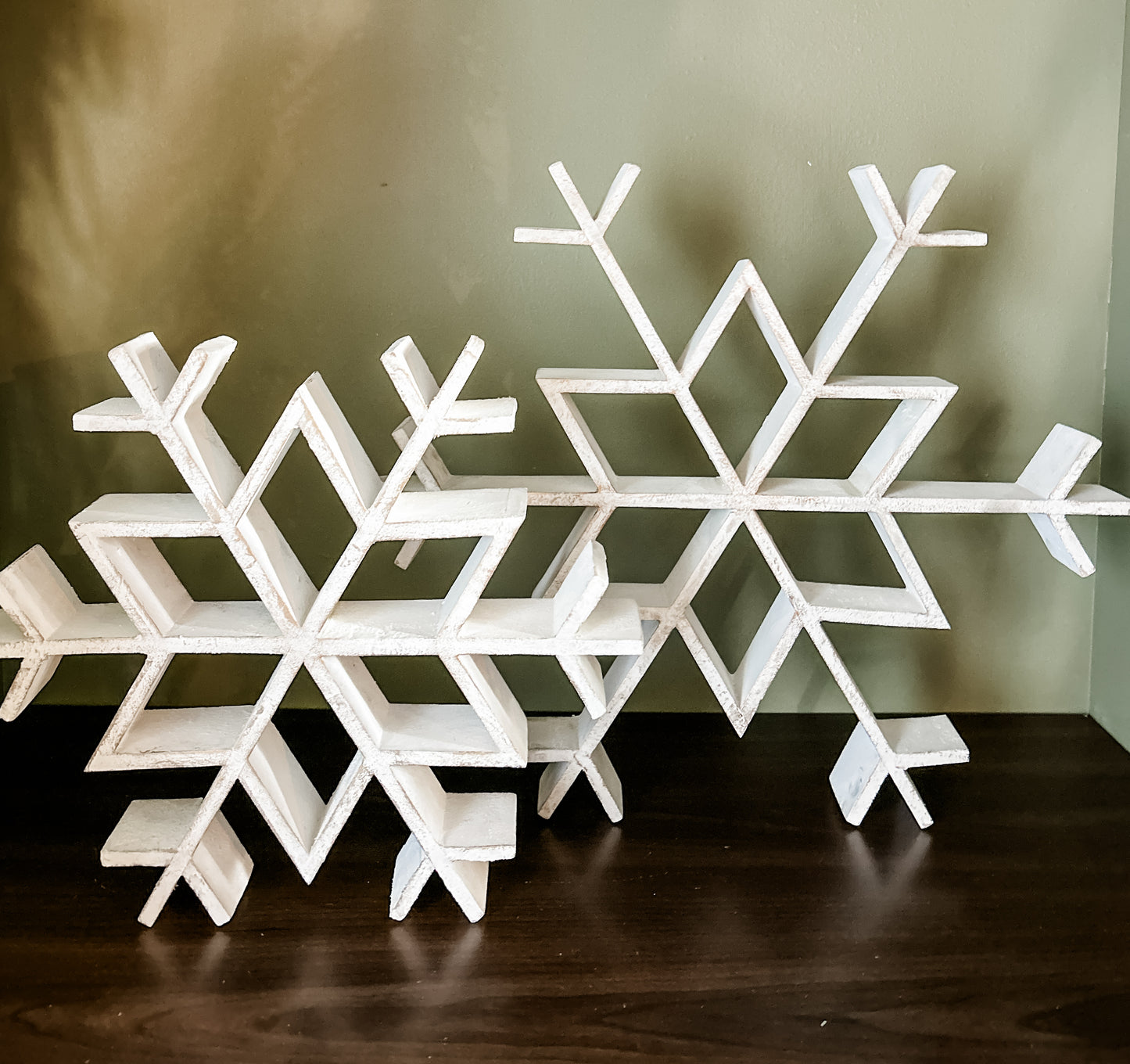 Small Wood Whitewash Tabletop Snowflake