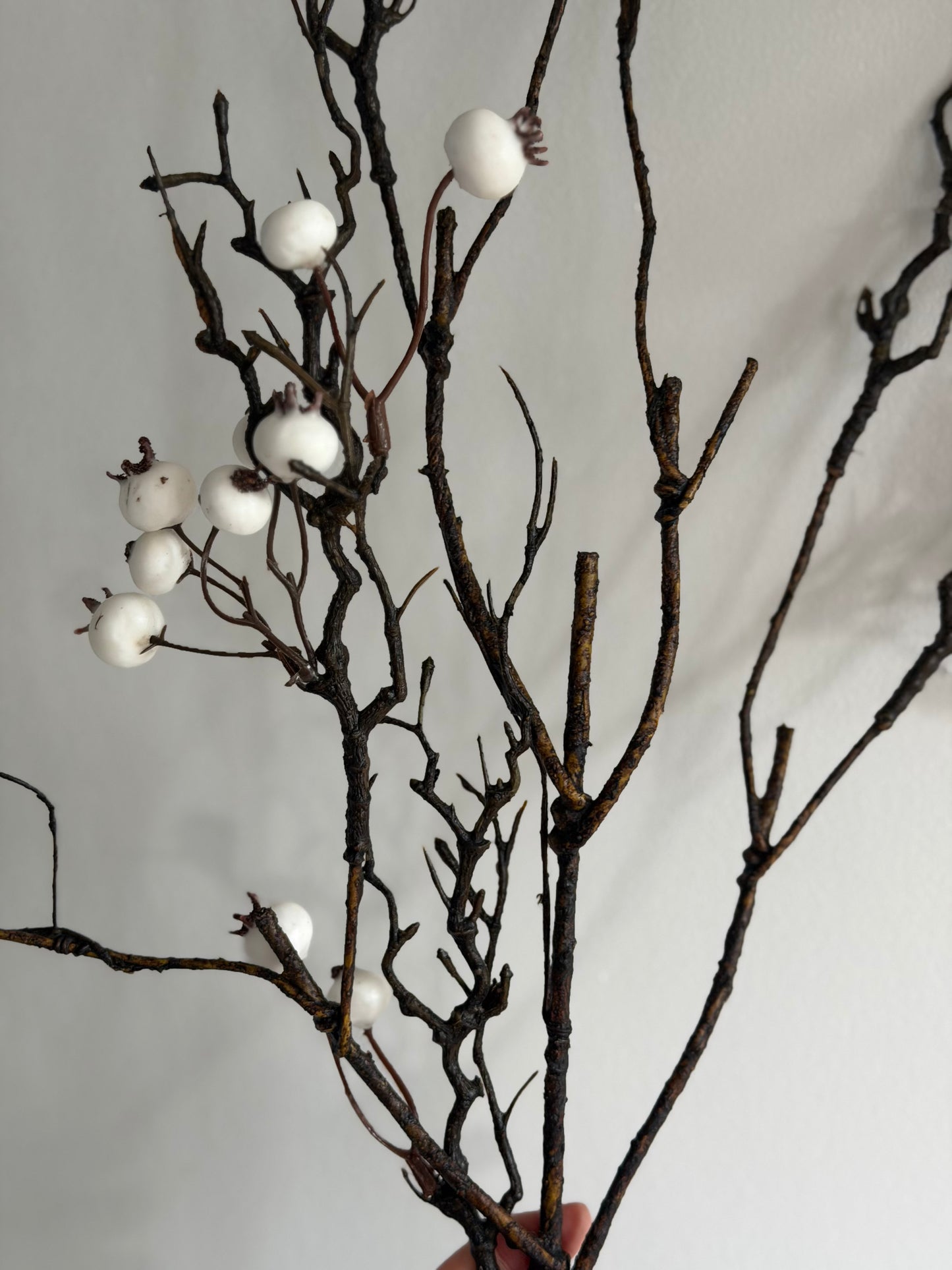 Weather Resistant White Berry Matte Stem