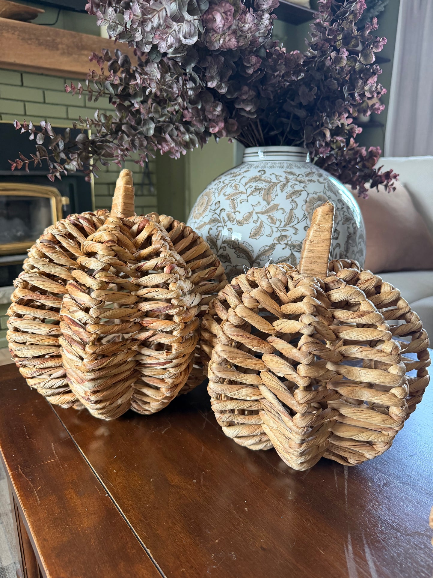 Large Water Hyacinth Pumpkin