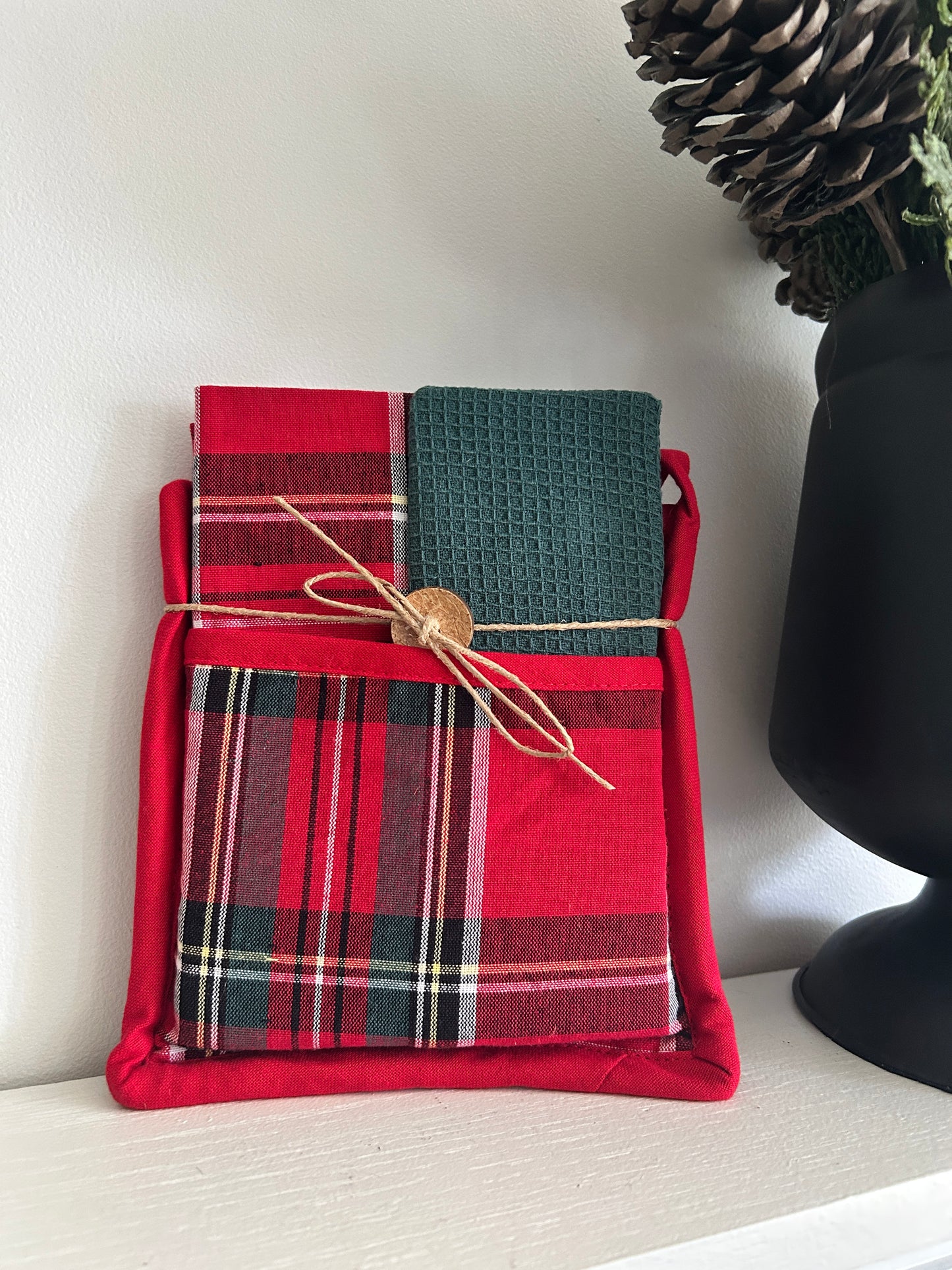 Tartan Tea Towel and Pot Holder Hostess Set