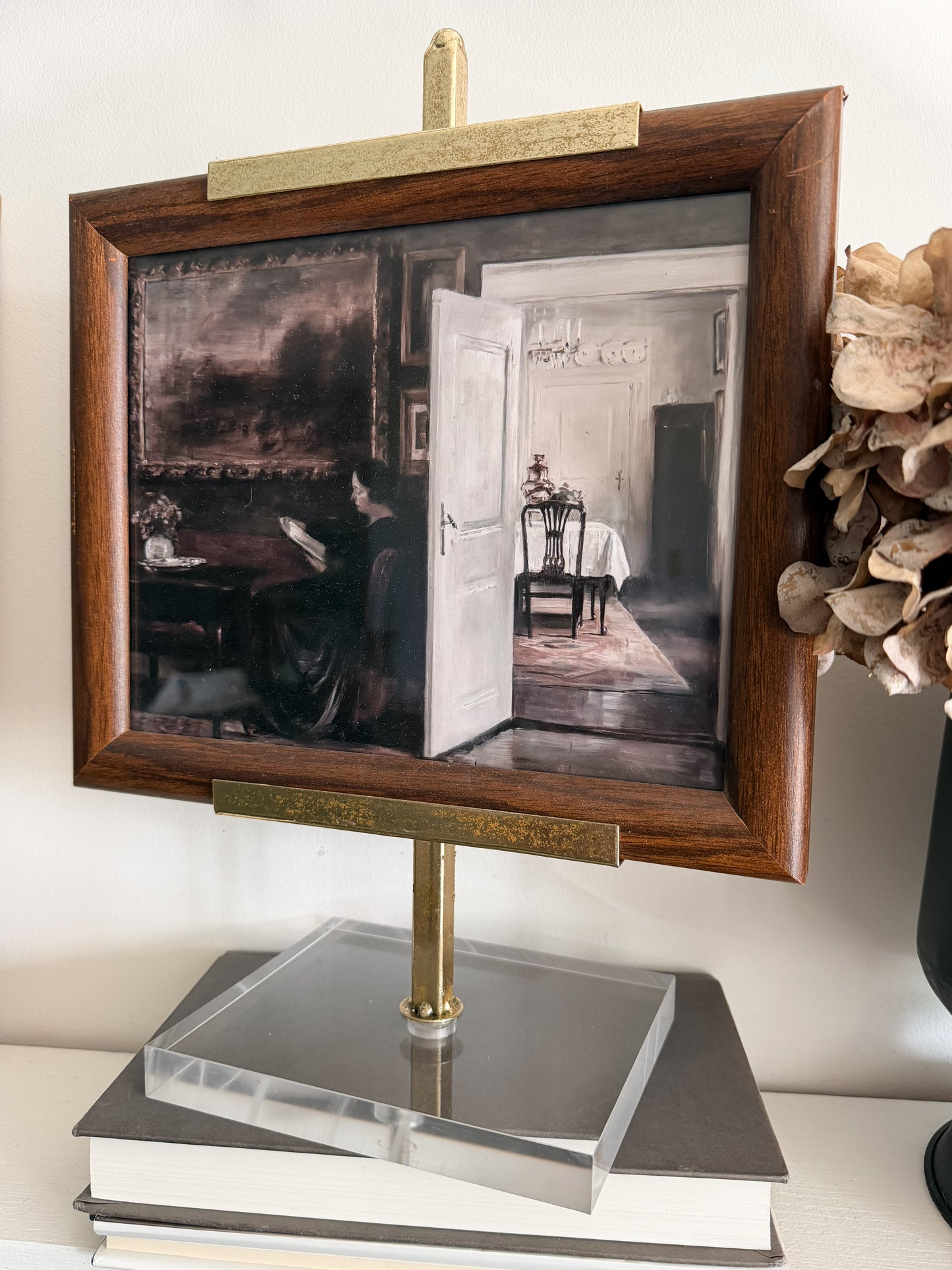 Gold & Acrylic Tabletop Easel