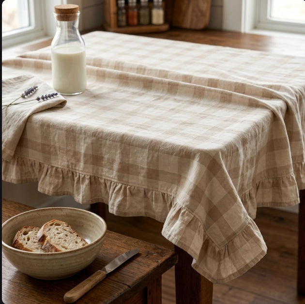 Somerset Ruffle Tablecloth