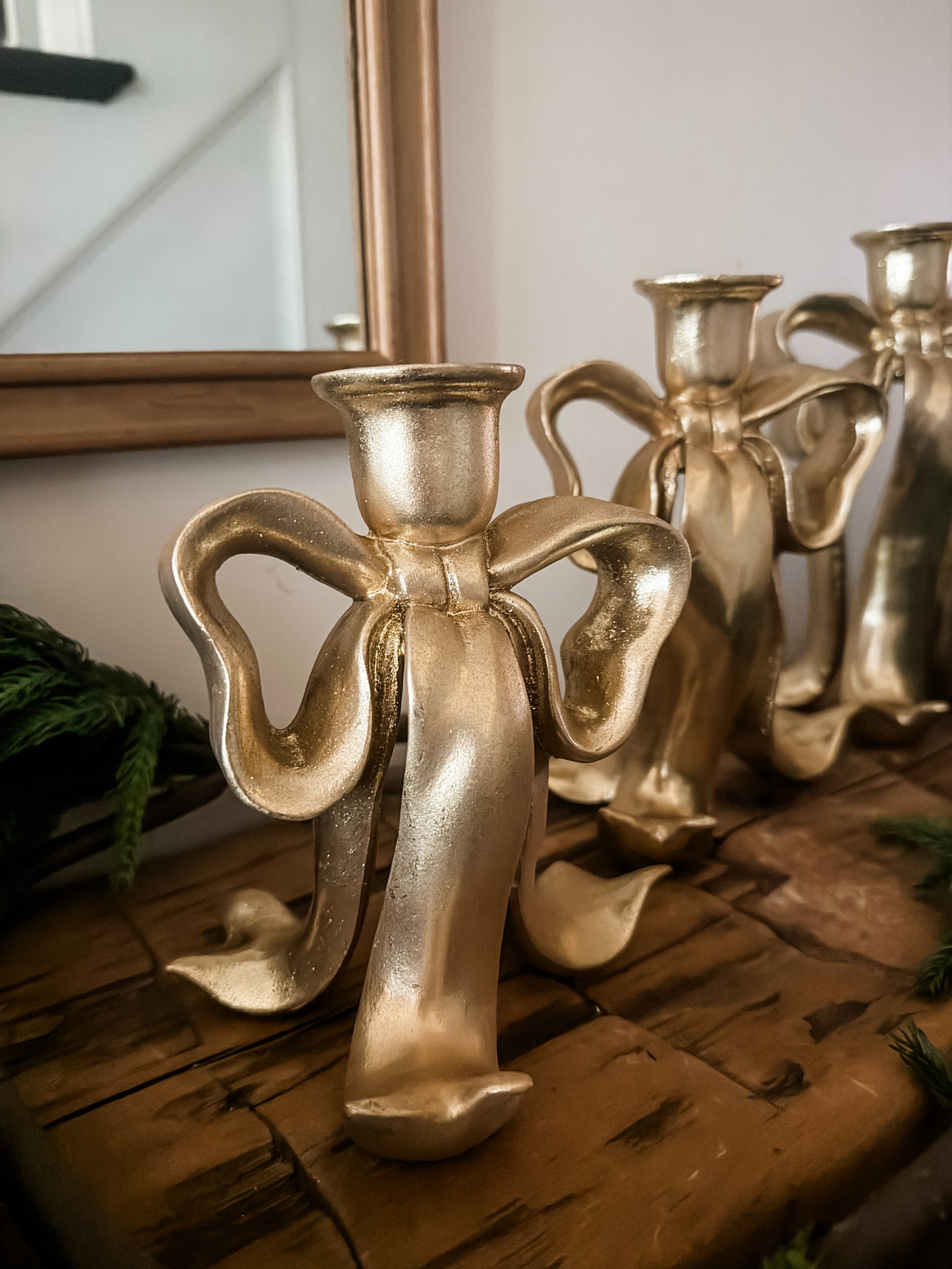 Bow Taper Candle Holder