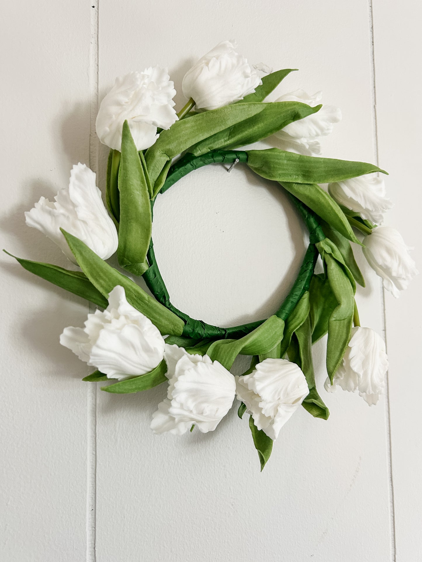 White Real Touch Parrot Tulip Mini Wreath