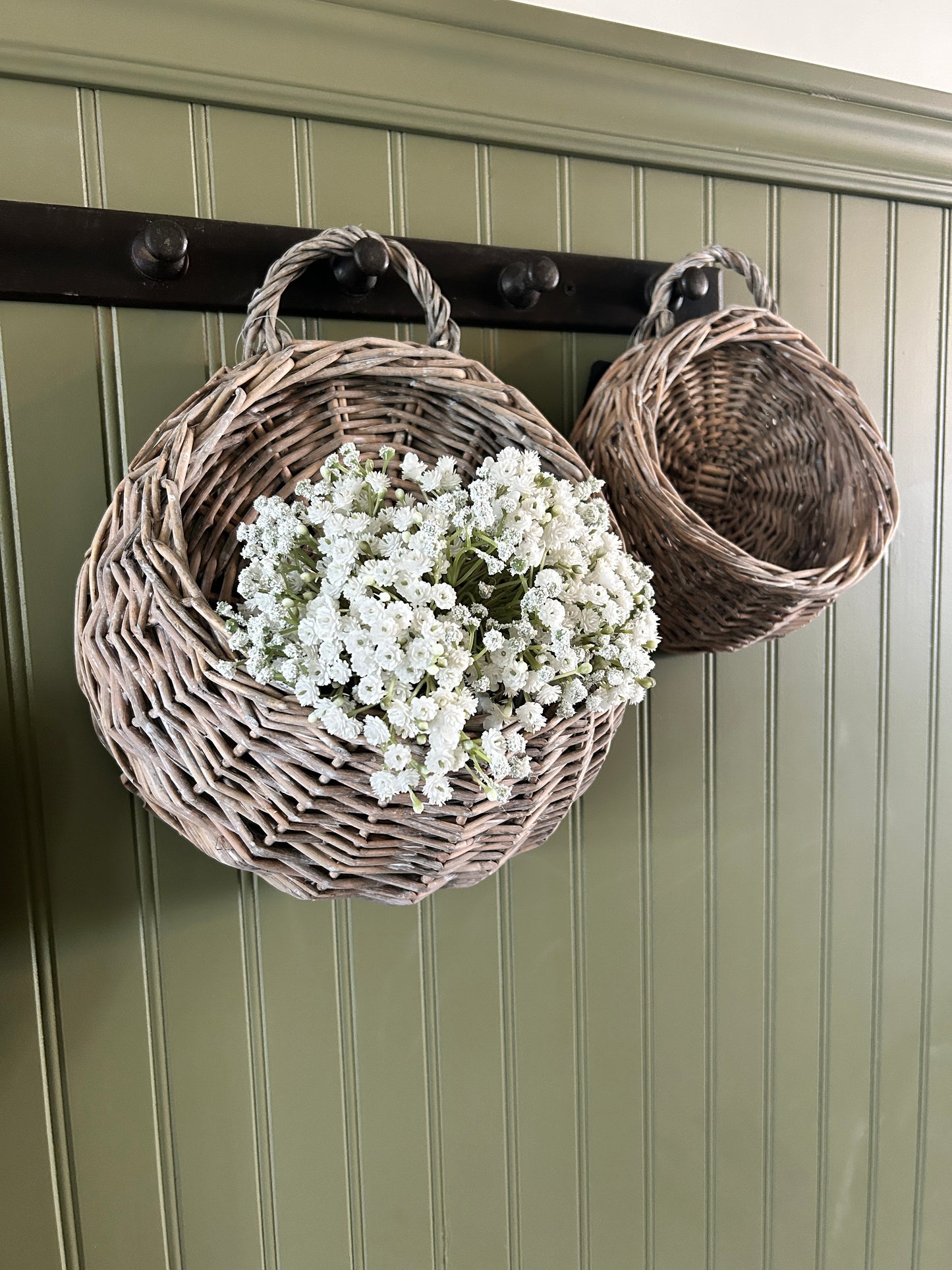 Round Willow Pocket Basket Set of 2