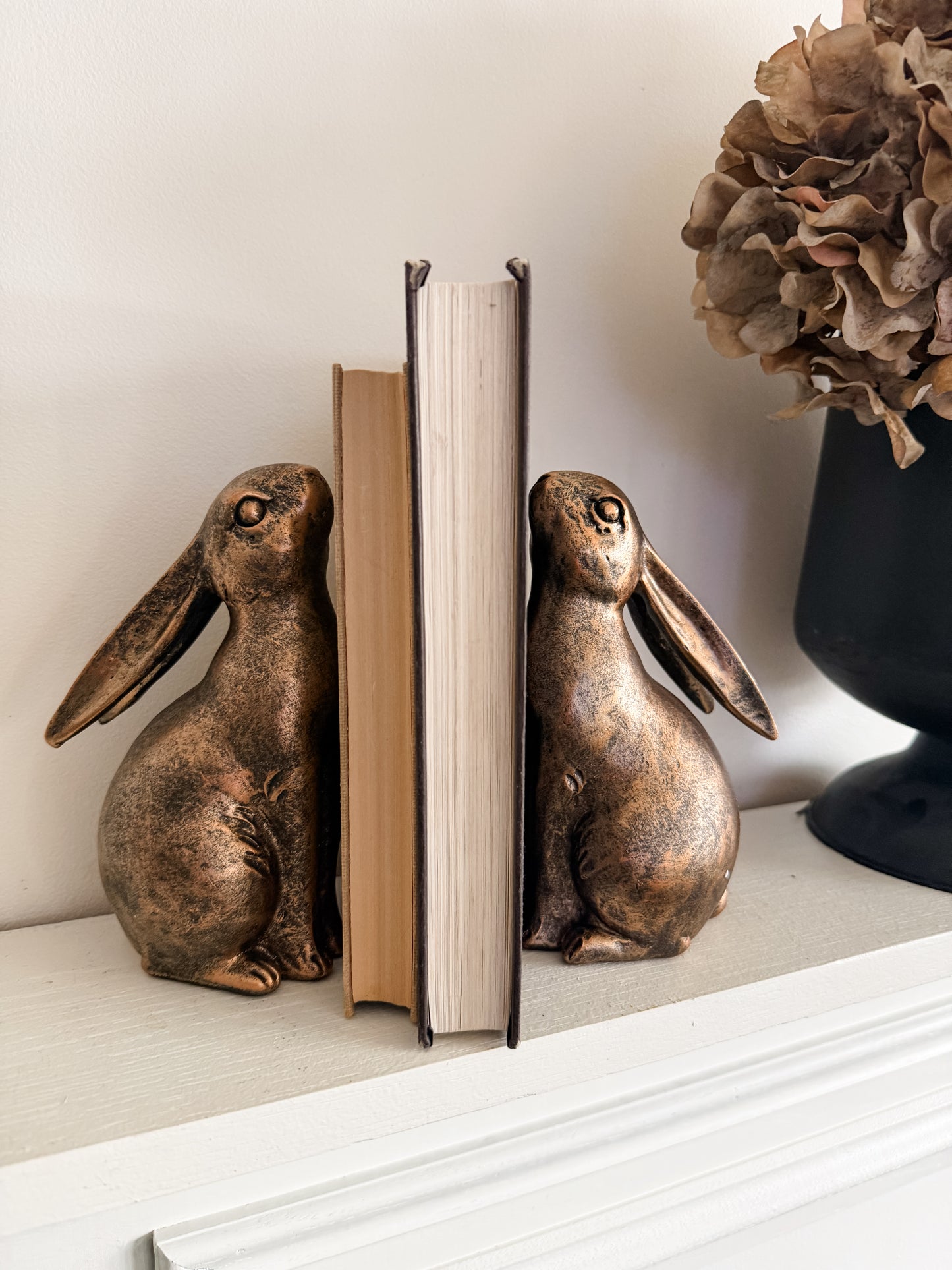 Antiqued Bronze Bunny Bookend Set