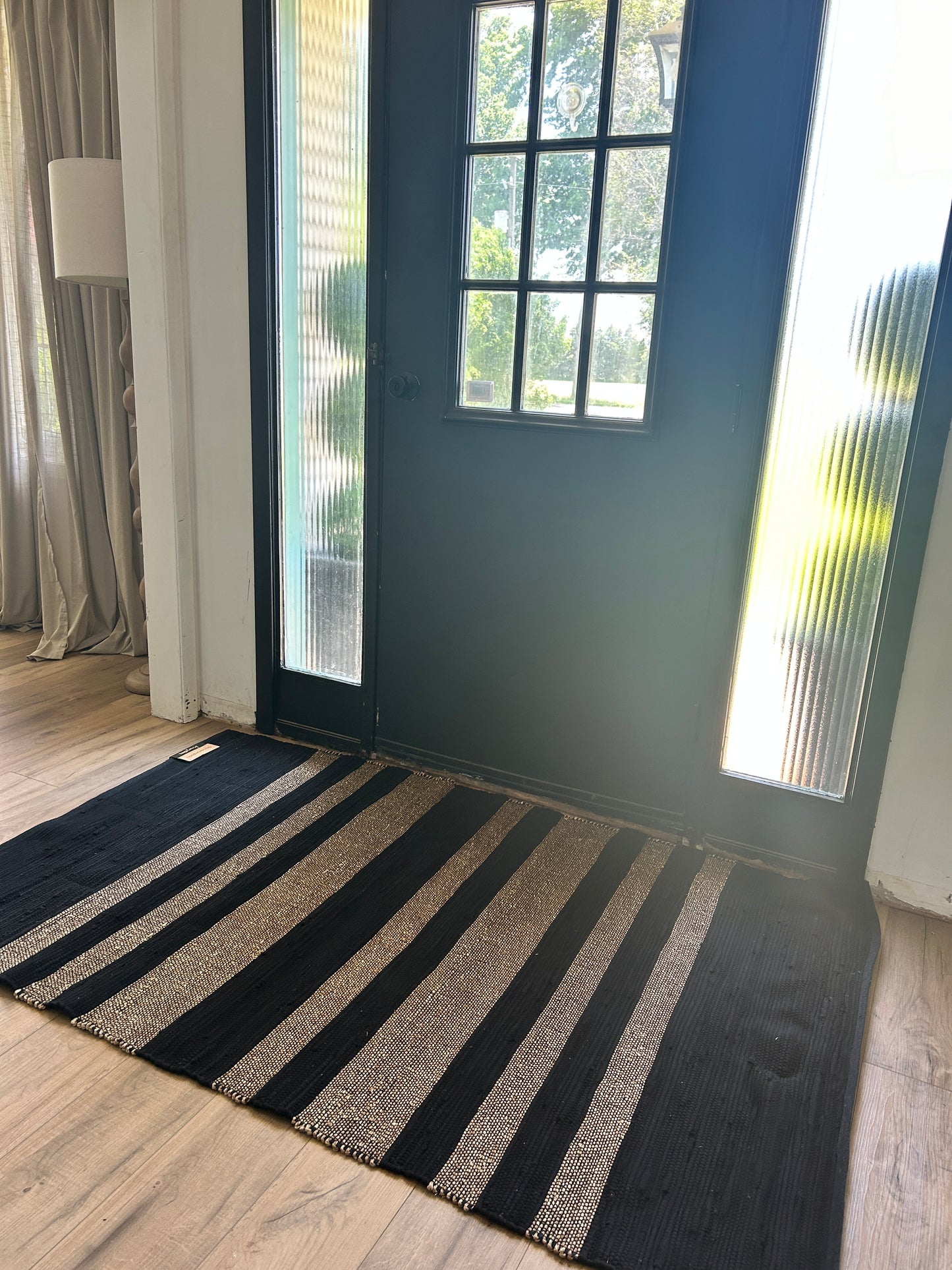 Tai Stripe 4 x 6 Black Seagrass Rug