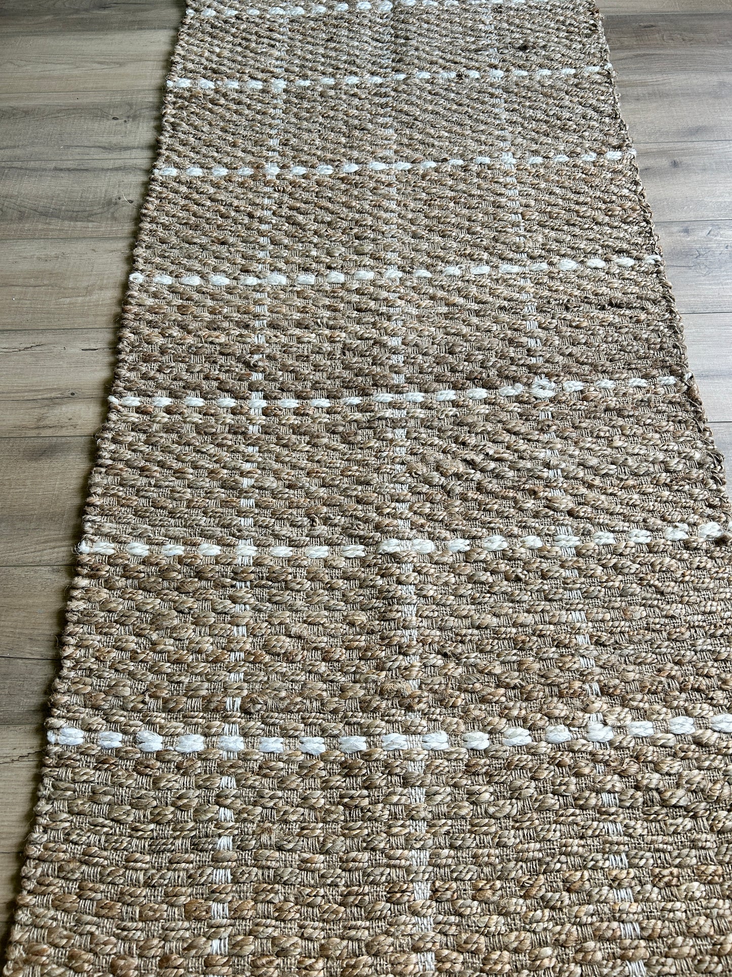 White & Jute Grid Cliffside Runner Rug