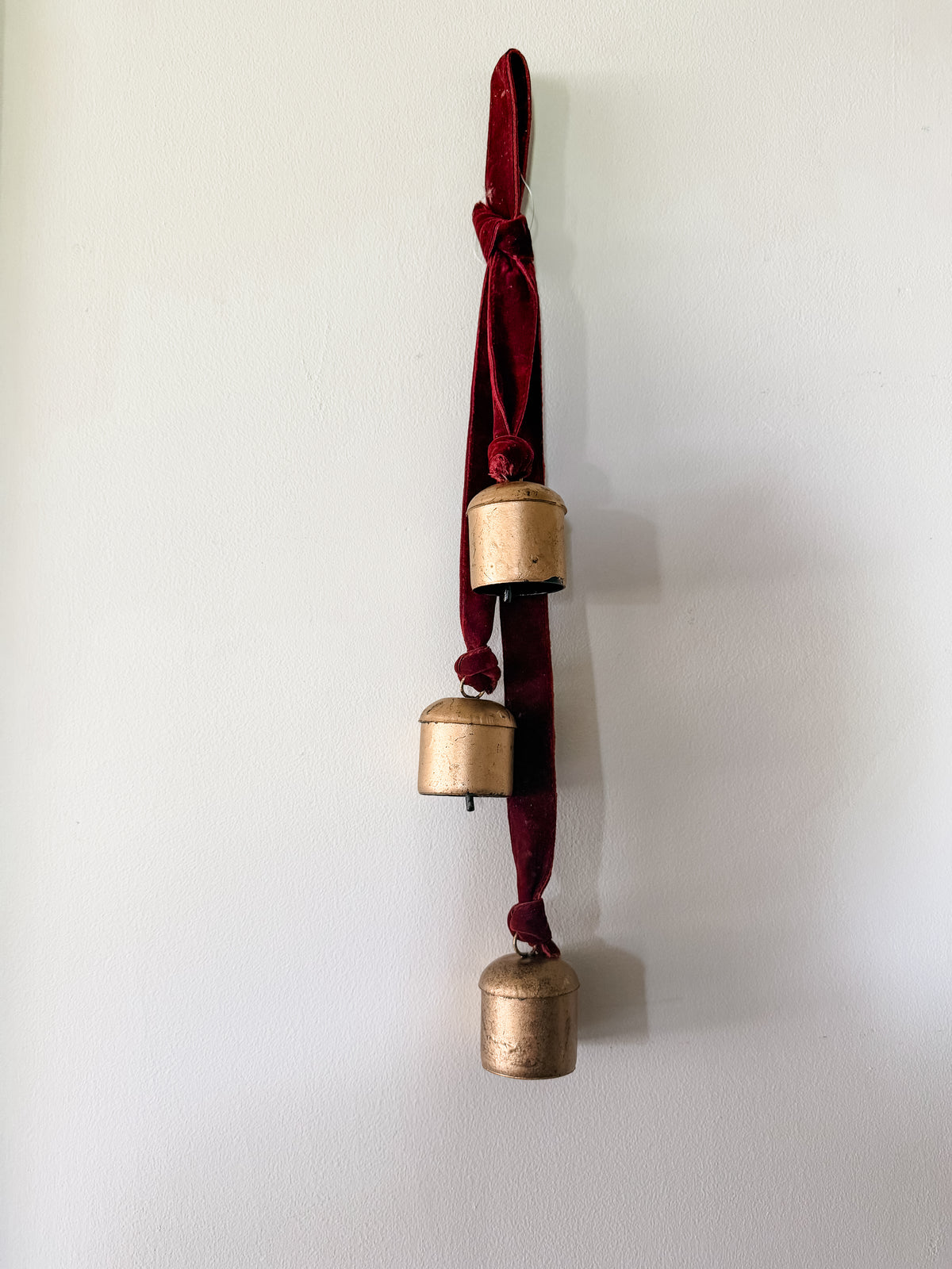 Burnt Gold Maroon Velvet Bell Hanger