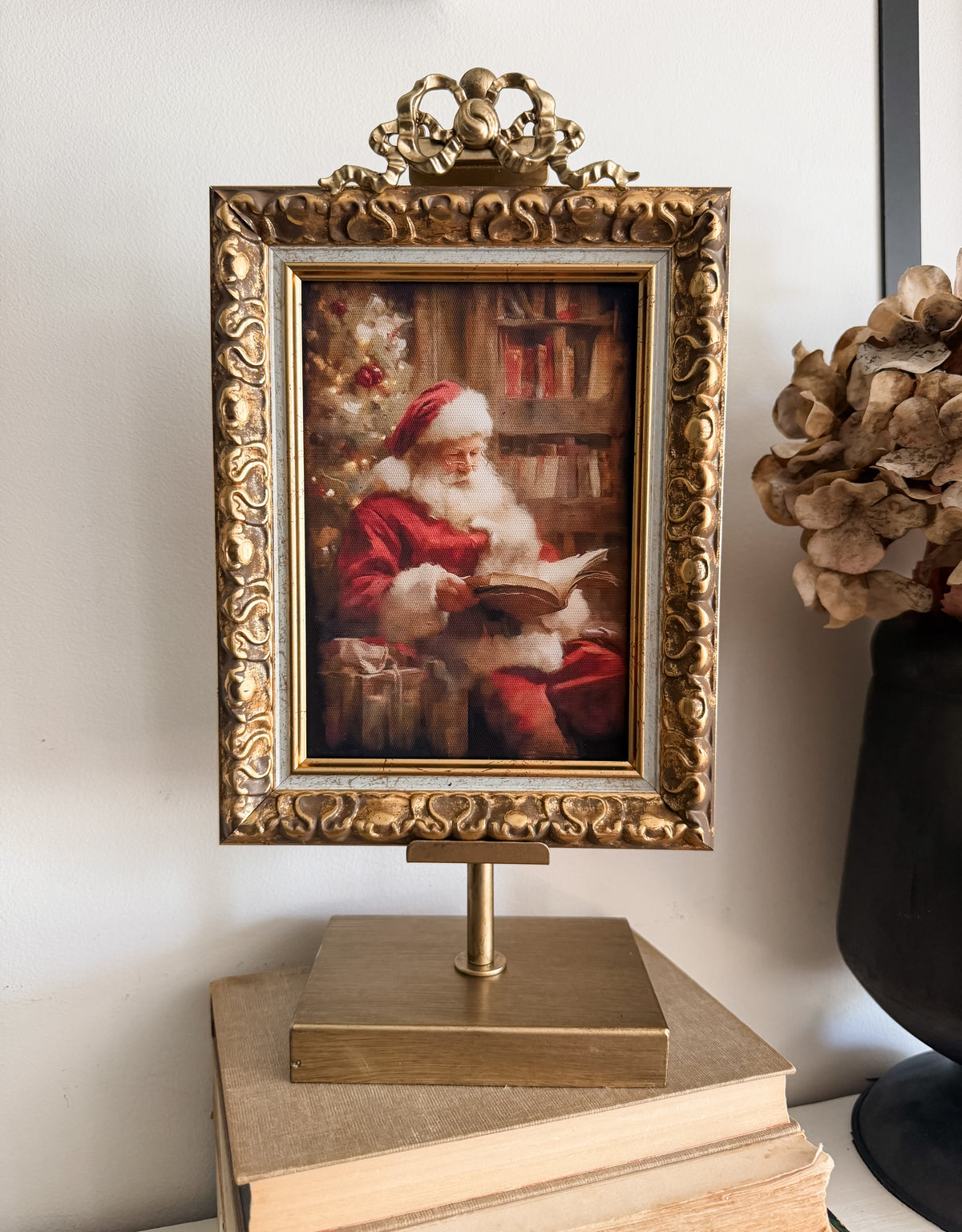 Iron Bow Tabletop Easel
