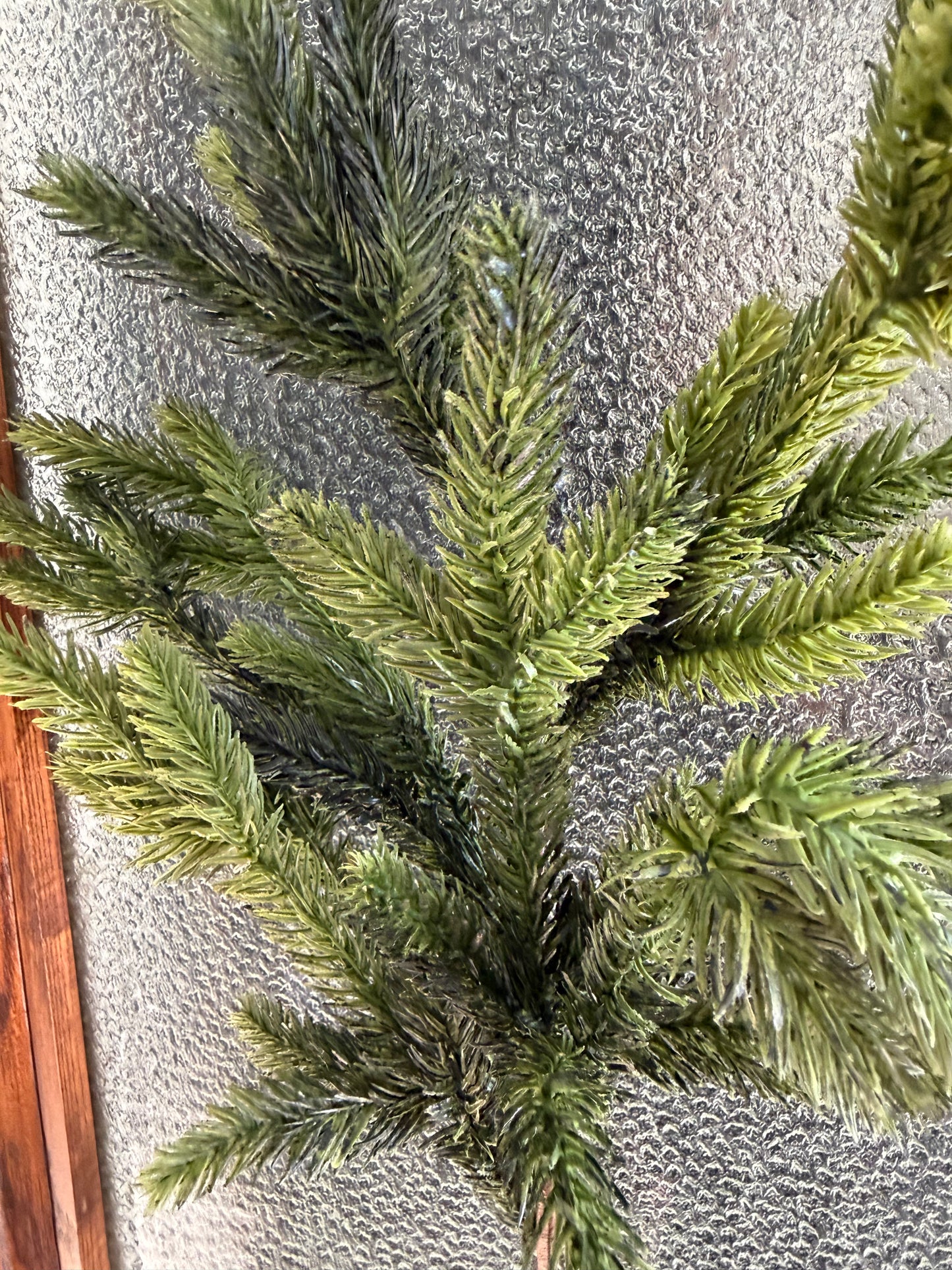 Real Touch Spruce Spray-31.5"