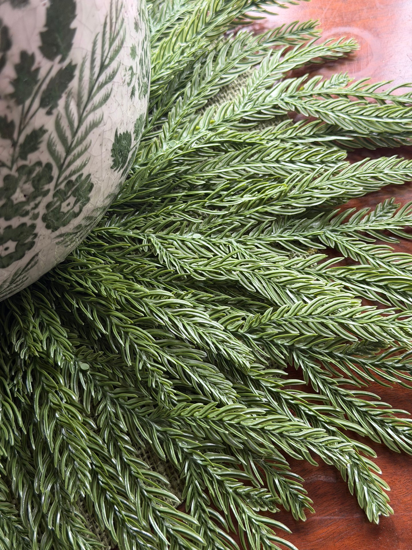 Real Touch Cedar Placemat Centerpiece