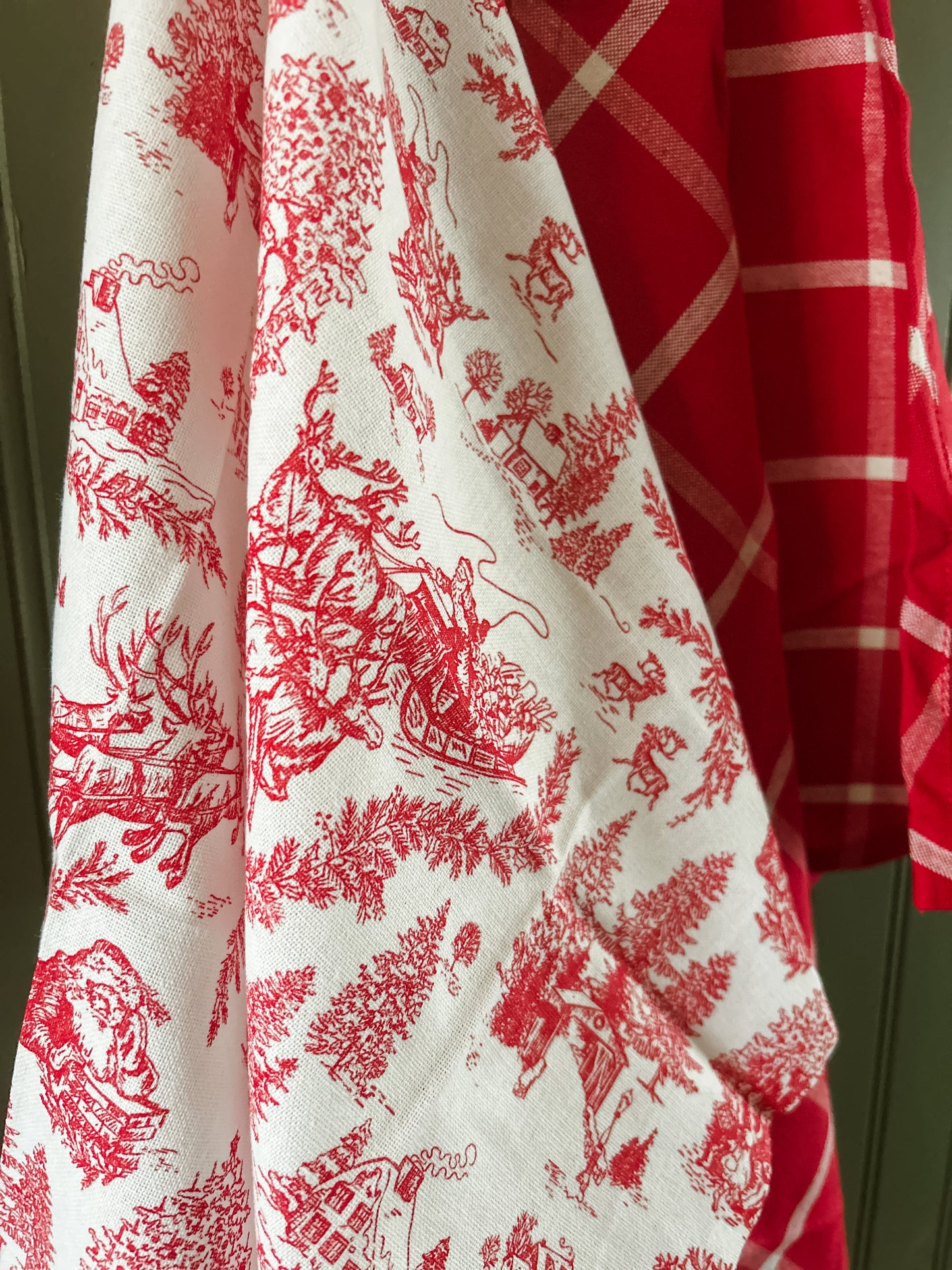 Reindeer Toile Print Towel Set