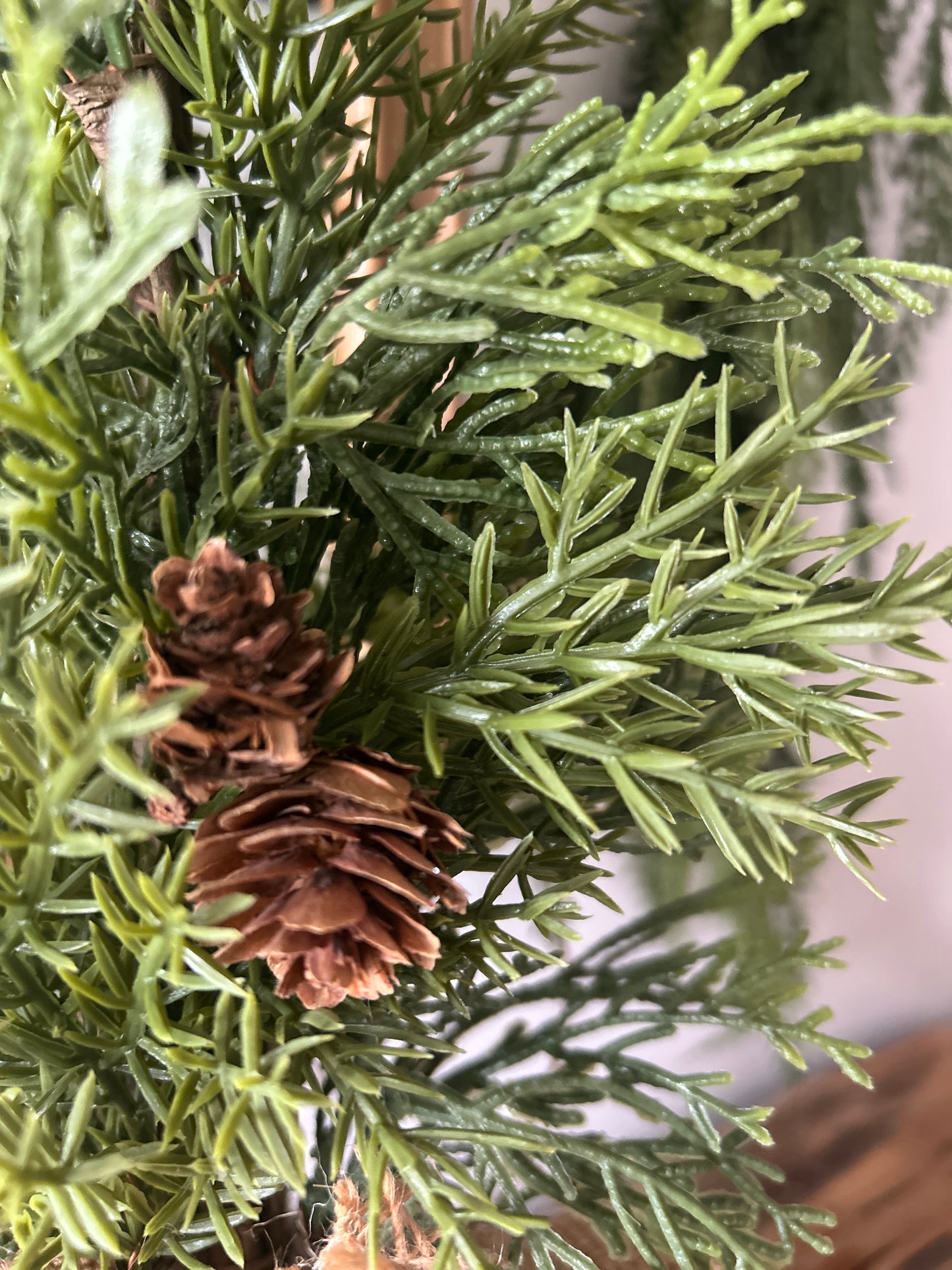 Cedar Burlap Base Tree