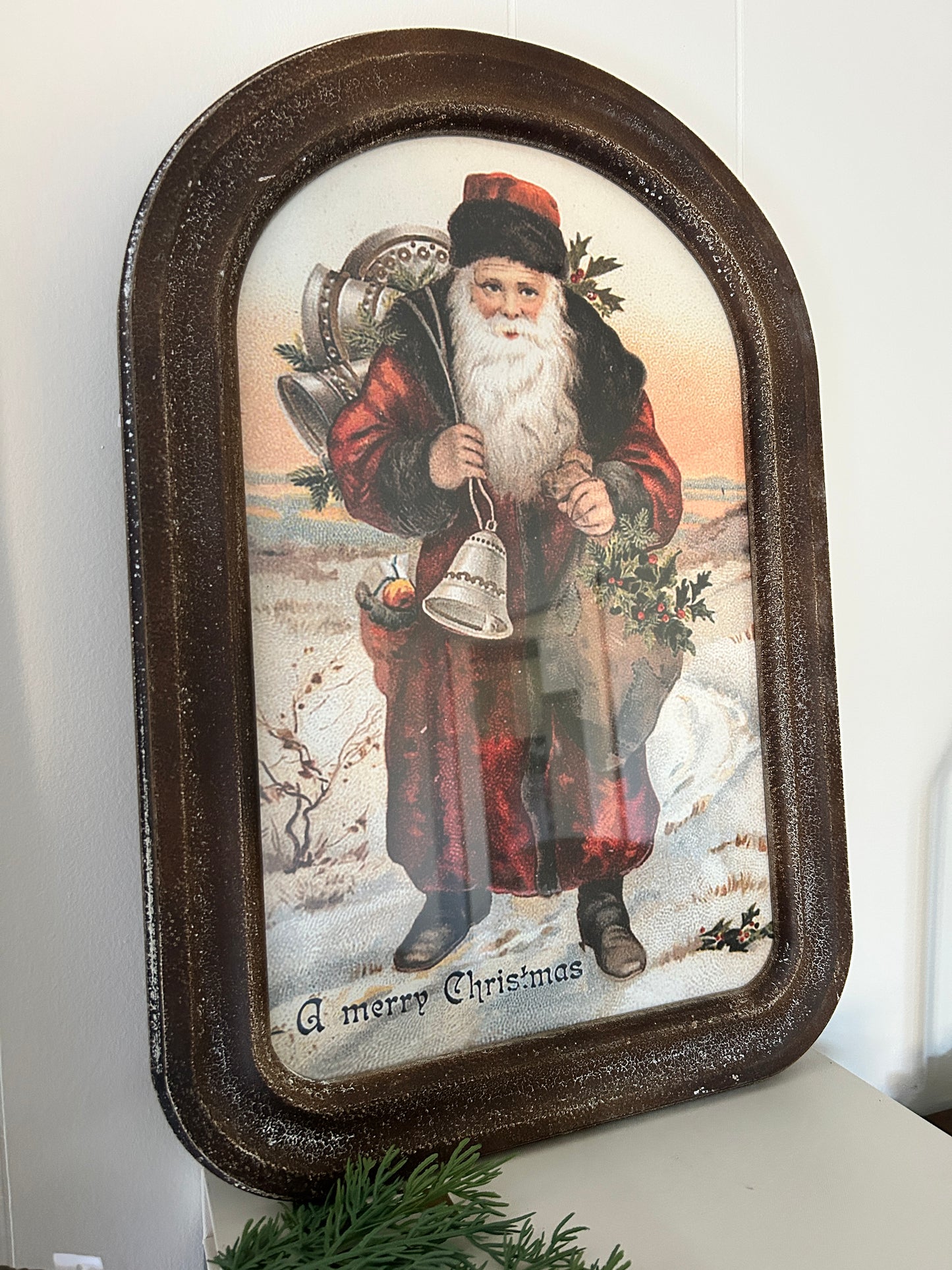 Arch Framed Old World Santa Art