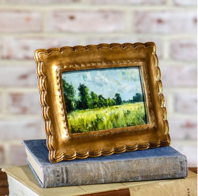 Gold Triple Scallop 4" x 6" Frame
