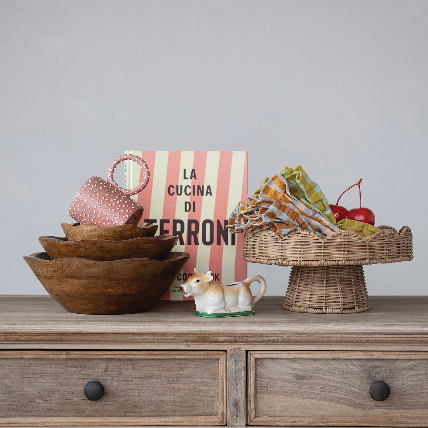 Scalloped Rattan Pedestal
